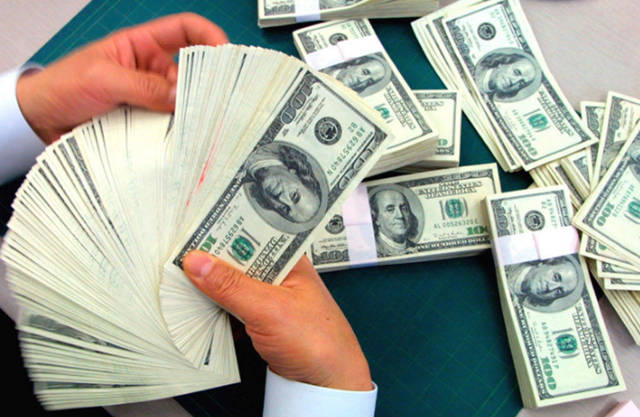 فئات من الدولار الأمريكي