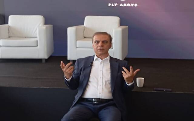 عادل العلي الرئيس التنفيذي لمجموعة العربية للطيران