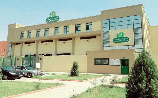 "حلواني إخوان" تتحول للربحية بالربع الأول 2025 لانخفاض المصاريف