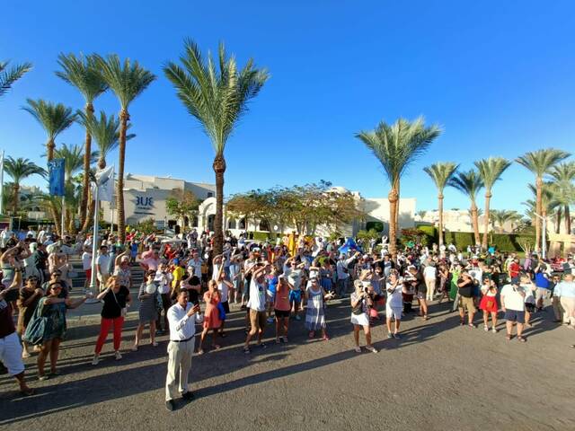 مصر تصدر ضوابط جديدة للعمالة الأجنبية في قطاع السياحة.. ما القصة؟