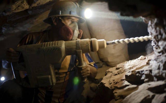 الشركة تعمل في تقديم خدمات الحفر والتنقيب