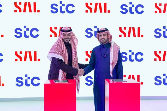 SAL's Al Sheikh and stc's VP of Enterprise Accounts, Abdulaziz Al Haydar,