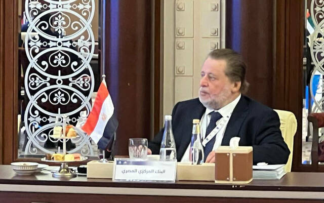 حسن عبدالله محافظ البنك المركزي المصري